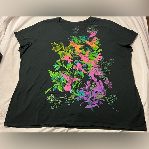 Just My Size Tops - EUC JMS Hummingbird Graphic Black T-Shirt Women’s 4XL Glitter Embellishments